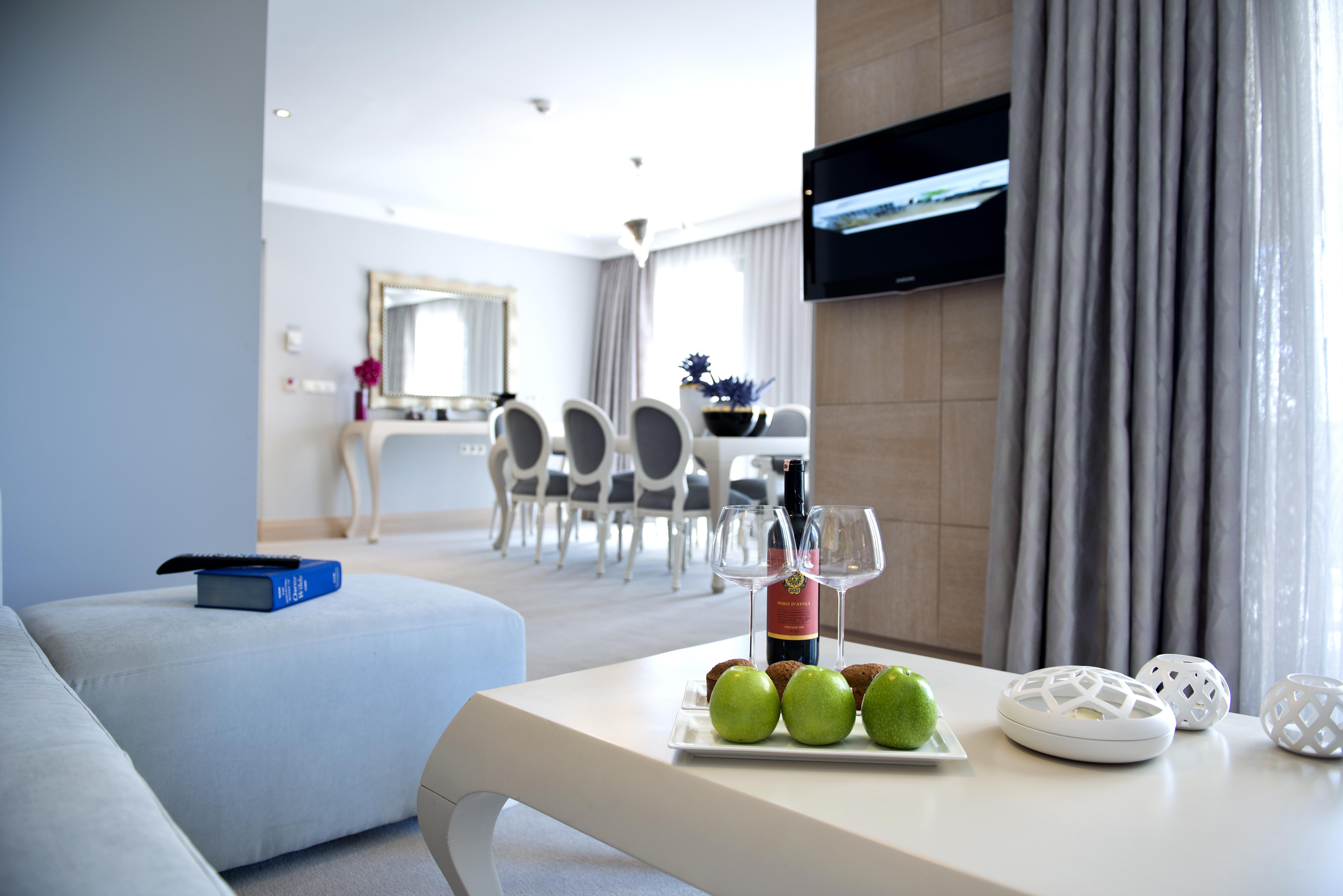 รามาดา รีสอร์ต บาย วินด์แฮม บอดรุม Hotel บิเตซ ภายนอก รูปภาพ